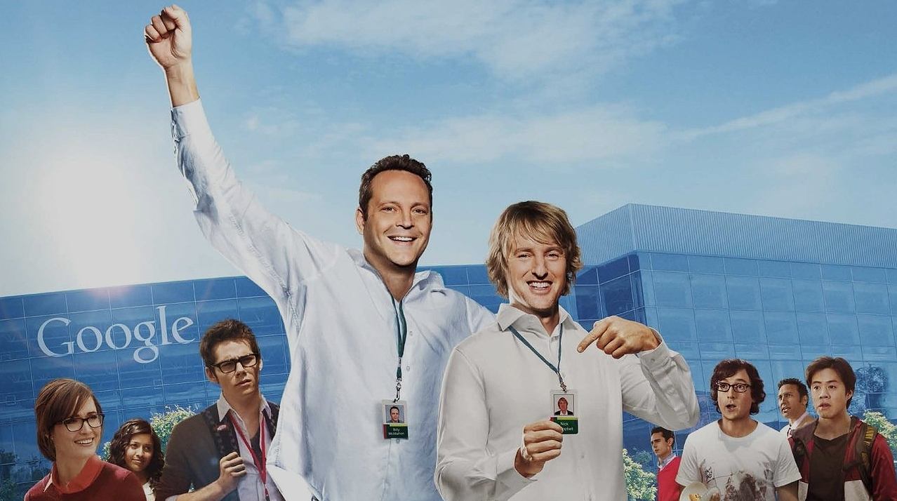 เมื่อวัย 40 ต้องกลับมาเป็นเด็กฝึกงานอีกครั้ง: รีวิว The Internship หนังตลกที่ซ่อนบทเรียนชีวิต